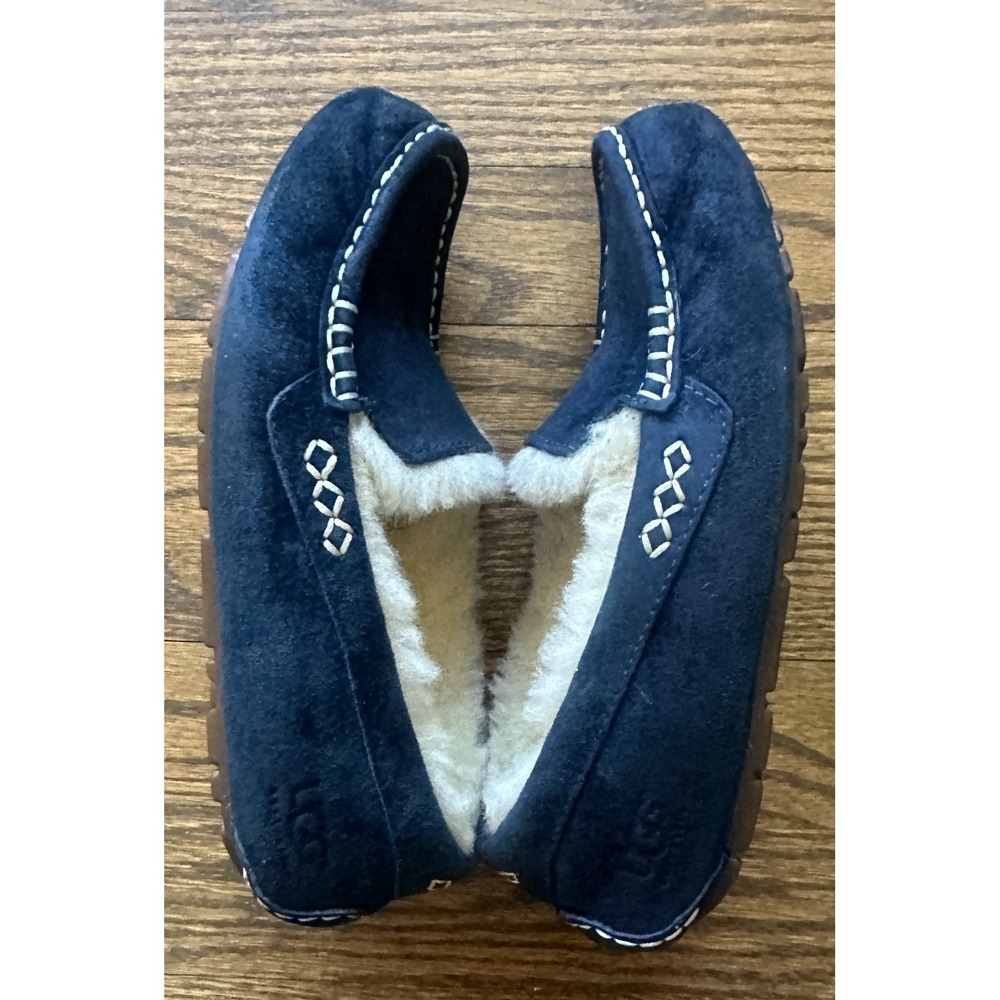 UGG Australia Slippers Navy Blue Suede Shearling Moccasin 3312 Womens Size 6 - Picture 3 of 11